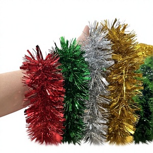 Pita Garland Pohon Natal Laris Manis Lintas Negara, Serat Warna-Warni, Hiasan Bulu, Kawat Logam, Desain Dapat Disesuaikan 2M - Product Image 1