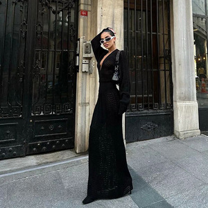 Abito da donna in maglia a maniche lunghe con gonna stretta, design traforato, vita alta, scollo a V profondo, modellante, da spiaggia - Product Image 5