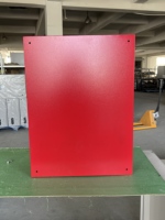 Boîtier de distribution métallique carré IP54 pour intérieur avec conception à double porte personnalisable, options de tension/prises, certifié CE