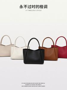 Sac seau au design chic et original pour femmes |   Sac à bandoulière grande capacité |   Sac à main minimaliste tendance pour un usage quotidien - Product Image 5