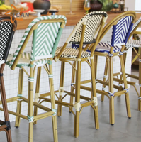 Chaises hautes de café de style français meubles de bar d'extérieur en rotin de bistrot chaise de bar en osier