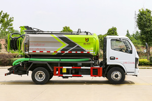 รถดูดสิ่งปฏิกูล Dongfeng 6CBM คุณภาพสูงจากผู้ผลิตที่เชื่อถือได้ สำหรับการบำรุงรักษาระบบระบายน้ำเสียในโรงเรียน - Product Image 2