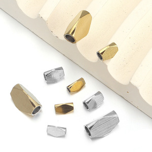 Cuentas triangulares facetadas de acero inoxidable, chapadas en oro y plata, accesorios de joyería DIY, cuentas espaciadoras para la fabricación de pulseras. - Product Image 2