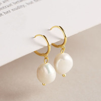 Fine 925 Sterling Silver 18K Gold Vermeil Minimaliste Baroque Irrégulière Perle D'eau Douce Drop Hoop Boucles D'oreilles Bijoux pour Femmes