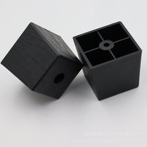 Patas Cuadradas de Plástico Lianxing 52x50x50mm Negras, Base para Sofá, Soporte para Muebles - Product Image 4