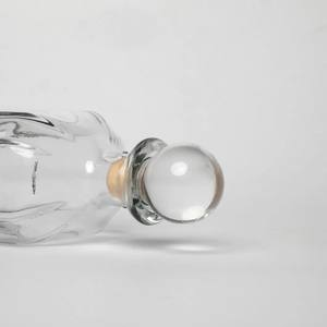 <span class=keywords><strong>Prix</strong></span> d'usine de luxe Forme de boule de cristal Acrylique Synthétique Whisky Vodka Boisson Bouteille Bouchon de liège tapa de botella - Product Image 3