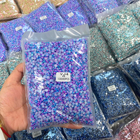 Perles semi-plates en plastique de haute qualité 2mm 3mm 4mm 5mm 6mm 8mm 10mm, effet arc-en-ciel, pour la décoration de robes