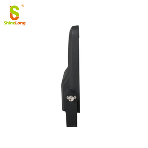 ไฟสปอร์ตไลท์ LED อลูมิเนียมสำหรับภายนอกอาคาร 50W-400W กันน้ำ IP66 6000K ได้รับการรับรองมาตรฐาน ROHS สำหรับตกแต่งสวน - Product Image 4