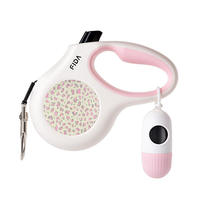Laisse de chien rétractable et réglable en polyester et nylon de luxe, durable, réfléchissante, avec clochette décorative et sac à déjections pour animaux de compagnie