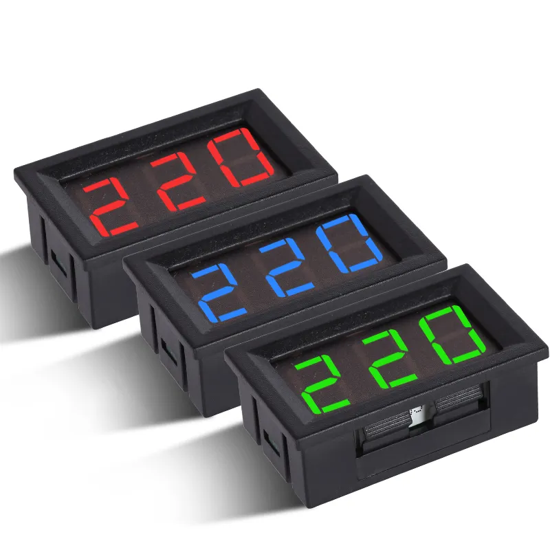 Üç tel 0.56 kırmızı dijital LED Mini ekran DC 0-100V voltmetre motosiklet araba için voltmetre Panel metre ölçer