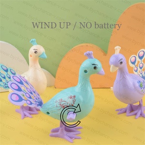 Juguete de Cuerda de Pavo Real Saltarín Clásico para Niños, Regalo Gratis para Parques de Atracciones y Zoológicos, Premio de Animales - Product Image 4