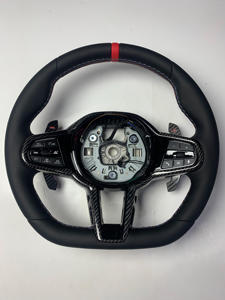 Volant LCI avec garniture en carbone pour <span class=keywords><strong>BMW</strong></span> G30 G31 G32 X3 G01 X4 G02 M2 G87 M3 G80 M4 G82 G42 G20 LCI M5 F90 G11 M340i - Product Image 1