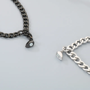 Bracelet en acier inoxydable 304 plaqué or 18 carats, style minimaliste tendance, pendentif en forme de cœur, design pour couple, bijoux électro-plaqués sous vide - Product Image 6