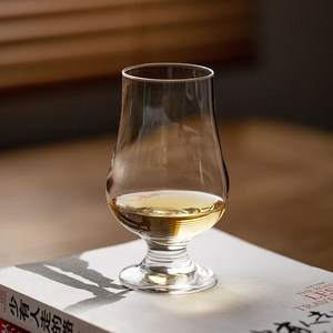 Verre de dégustation de whisky Tulip en gros, coupe de dégustation pour spiritueux, Baijiu, vin doux, boissons froides, café, bar à domicile, utilisation avec logo personnalisé - Product Image 3