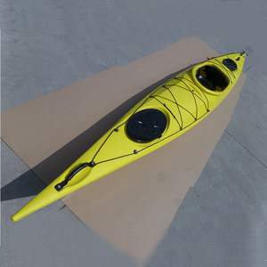 Kayak de mer monoplace 4m+ en plastique durable pour usage récréatif - Product Image 3