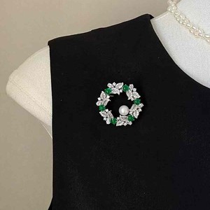 महिलाओं की उच्च गुणवत्ता 7-8 मिमी ताजे पानी के मोती मुकुट ब्रोच मेराल्ड कलाइडस्कोप फूल - Product Image 4