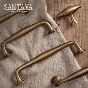 Poignées et boutons <span class=keywords><strong>de</strong></span> meubles <span class=keywords><strong>en</strong></span> <span class=keywords><strong>laiton</strong></span> antique Santaya, poignées <span class=keywords><strong>de</strong></span> placard <span class=keywords><strong>en</strong></span> bronze, boutons <span class=keywords><strong>de</strong></span> <span class=keywords><strong>porte</strong></span> <span class=keywords><strong>de</strong></span> placard, poignées <span class=keywords><strong>de</strong></span> meubles <span class=keywords><strong>de</strong></span> cuisine rétro <span class=keywords><strong>en</strong></span> <span class=keywords><strong>laiton</strong></span> - Product Image 1