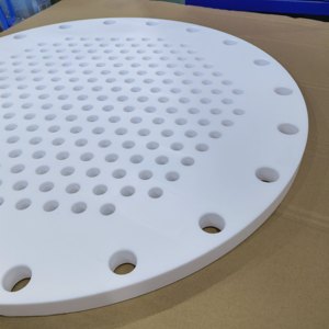 <span class=keywords><strong>Feuille</strong></span> <span class=keywords><strong>perforée</strong></span> en PTFE à faible friction personnalisable avec des trous uniformes, plaque filtrante en PTFE fabriquée sur mesure - Product Image 3