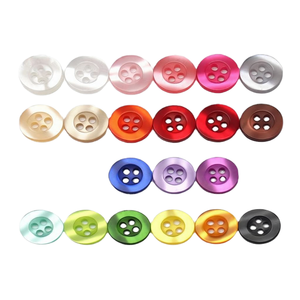 Best Sales Eco-friendly Material Rice Resin <b>Button</b> Garment Accessories Plastic Resin <b>Button</b> Types With 4 Holes Made in Vietnam - Product Image 1