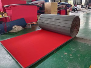 Tapis de sol en mousse collée, flexible et déroulable, directement de l'usine, <span class=keywords><strong>moins</strong></span> <span class=keywords><strong>cher</strong></span>, pour la gymnastique, le cheerleading et l'entraînement - Product Image 4