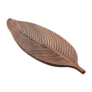 Plateau à fruits en bois en forme de feuille, taille moyenne, plat de service en bois massif pour usage domestique - Product Image 5