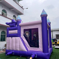 Château gonflable commercial pour enfants et tout-petits, avec toboggan et zone de saut, pour l'extérieur