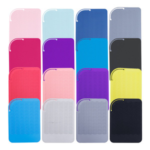 Coussin isolant thermique en silicone, design rectangulaire ondulé, pour lisseur et fer à friser, antidérapant, durable, portable - Product Image 5