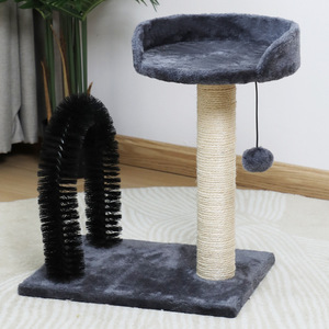 Arbre à chat avec griffoir et brosse pour chats, gris, durable, un niveau, design simple - Product Image 1