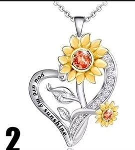 Collana Girasole 'You Are My Sunshine' <span class=keywords><strong>per</strong></span> Figlia e <span class=keywords><strong>Mamma</strong></span>, Ciondolo a Cuore con Ape, Gioiello Affascinante, <span class=keywords><strong>Regalo</strong></span> <span class=keywords><strong>per</strong></span> il Compleanno o l'Anniversario - Product Image 5