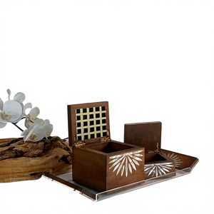 Quemador de Incienso Mabkhara con Incrustaciones de Madreperla Serene Essence, Elegante Porta Incienso de Sándalo Hecho a Mano, Religioso, Espiritual, para el Hogar, Festivo - Product Image 1
