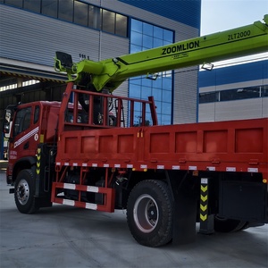Gru telescopica del <span class=keywords><strong>camion</strong></span> della gru montata <span class=keywords><strong>camion</strong></span> di Dongfeng 8Ton <span class=keywords><strong>con</strong></span> un cestello sospeso ad alta quota - Product Image 5