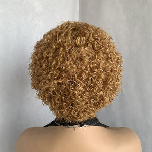 Perruque Courte <span class=keywords><strong>Afro</strong></span> Frisée Kinky Brésilienne en <span class=keywords><strong>Cheveux</strong></span> Humains avec Frange, Faite à la Machine, <span class=keywords><strong>Coupe</strong></span> Pixie Courte Marron pour Femmes Noires – Vente en Gros - Product Image 4