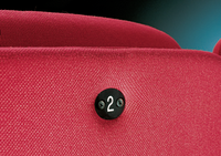 Chaises pliantes en tissu expansé rembourrées avec noyau en acier durable de la marque CETA, fabriquées en Italie, pour utilisation en théâtre, toutes saisons
