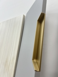 Poignée de meuble minimaliste en alliage d'aluminium personnalisable pour tiroir, commode, armoire, installation facile - Product Image 5