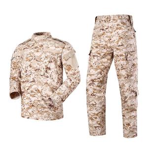 Camisa y pantalones de uniforme táctico con camuflaje desértico, diseño duradero de poliéster y algodón - Product Image 1