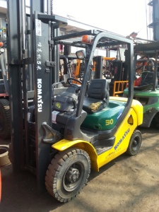 Montacargas Usado Komatsu 30 a Precio Económico, Montacargas Diésel FD30 Usado, Motores de Montacargas Usados 3t FD30 en Venta, Montacargas Komatsu Usados 3t - Product Image 6