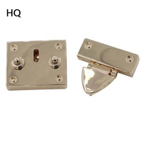 Ventes directes nouvelle mode torsion serrure boucle ceinture baiser portefeuille semi-automatique flottant médaillon porte-clés attache snap sac serrure