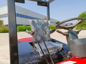 Forklift Listrik Kapasitas 0.5 Ton 1Ton 2 Ton 3 Ton 5 Penyeimbang ForkLift Truk Hidrolik Stacker Forklift Listrik - Product Image 4