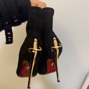 Botas Cortas de Tacón Alto para Mujer, Estilo Dama Real, con Cetro Dorado, Color Sólido, Suela Roja Cálida, Cierre de Manga - Product Image 1