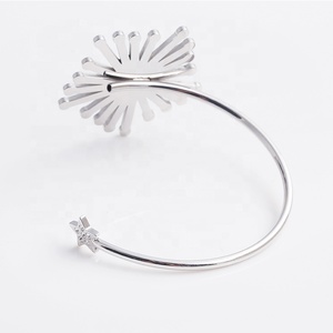 Mode dames ensemble de bijoux élégant Lumineux étoile et lune Série de Costume femmes ensembles de bijoux - Product Image 5