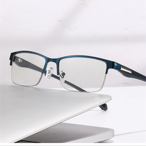 Vente chaude Métal Carré Bleu Lumière Blocage Optique <span class=keywords><strong>Lunettes</strong></span> UV400 Employés De Bureau Gamers Étudiant <span class=keywords><strong>Lunettes</strong></span> De Protection - Product Image 4