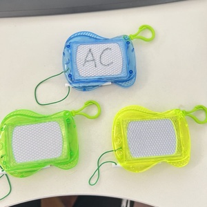 Mini tavolo da disegno magnetico per bambini-zaino portachiavi Clip tavoli da disegno, cancellabile Doodle Sketch Pad - Product Image 3