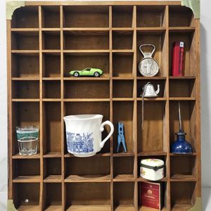 خزانة عرض كبيرة من الخشب العتيق مثبتة على الحائط ، رف ديكور منزلي للتماثيل والتوابل وغرفة المعيشة من Curio - Product Image 4