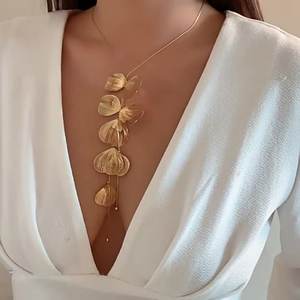2025 New Ladies Jewelry Halsketten und Ohrringe Set Alloy Petal Quaste Große Blume Long Choker und Ohrring Set Schmuck für Frauen - Product Image 2