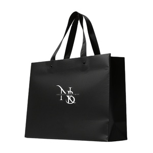 Nouveaux sacs shopping Pulida de luxe 2026 avec logo personnalisé estampé à chaud argenté, sacs <span class=keywords><strong>en</strong></span> <span class=keywords><strong>carton</strong></span> noir écologiques avec ruban pour promotions - Product Image 2