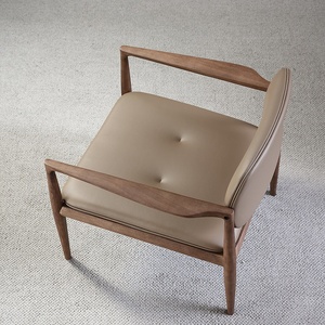Sedie da Pranzo, Tavolini da Caffè, Scrivanie <span class=keywords><strong>e</strong></span> <span class=keywords><strong>Poltrone</strong></span> in Pelle <span class=keywords><strong>e</strong></span> Legno Massello di Design Italiano - Product Image 3