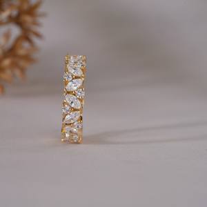 Magnifique alliance éternité en or 14 carats avec moissanite taille marquise, bague de mariage audacieuse pour femme, cadeau de bijoux d'anniversaire audacieux - Product Image 6