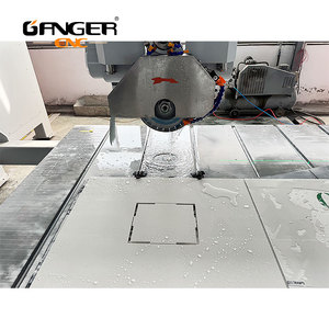 Scie à pont CNC 5 axes pour la découpe de pierre avec caméra de pompage haute productivité - Product Image 4