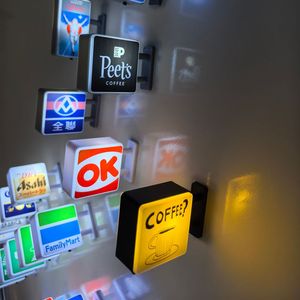 Autocollant magnétique LED pour réfrigérateur, personnalisé, écologique, imprimé UV, créatif, pour la publicité promotionnelle, cadeau d'entreprise, panneau publicitaire - Product Image 2