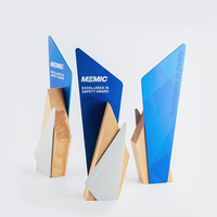 Médaille trophée en argent et en bois personnalisable Prix de l'entreprise honorifique en bois massif Sous-verres commémoratifs créatifs pour les promotions